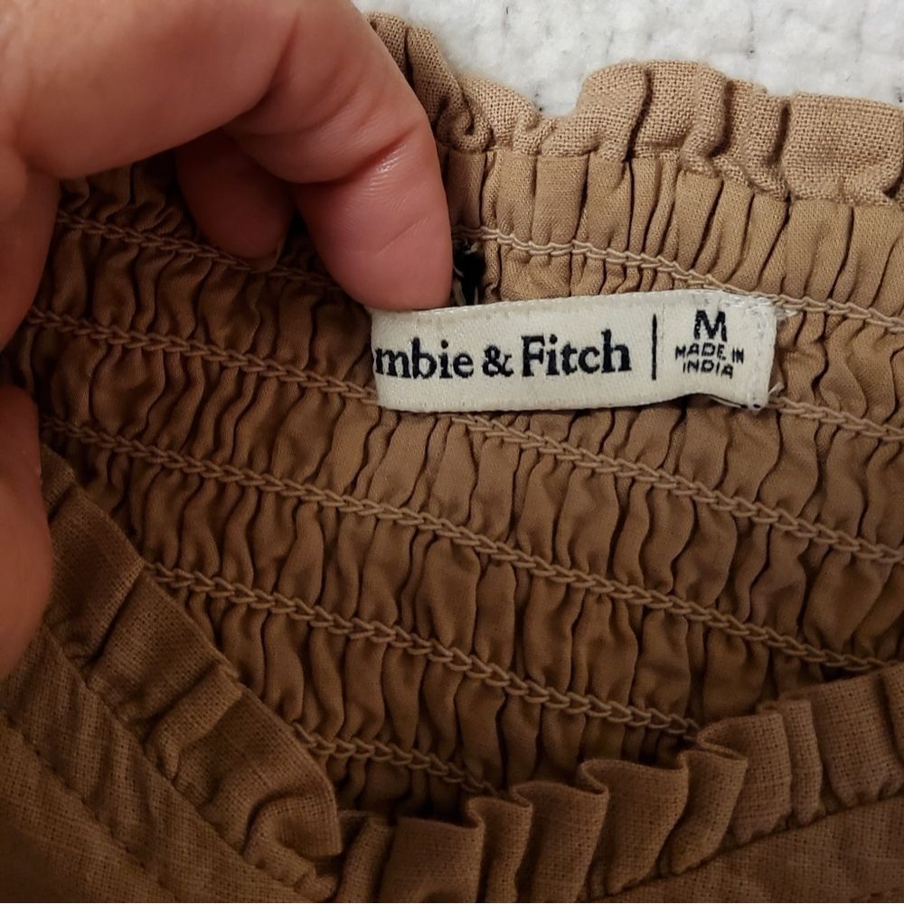 Abercrombie & Fitch Peach Smocked Crop Top - Picture 5 of 5